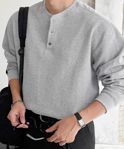 NOWLE(ノウル)の「【NOWLE】3ボタン ヘンリーネック リブ ロンT / ワッフル サーマル(Tシャツ/カットソー・メンズ・グレー/ブラック・MEDIUM/X-LARGE/LARGE)」の6枚目の写真