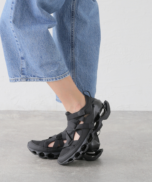 U by SPICK&SPAN(ユーバイスピックアンドスパン)の「《追加》MIZUNO/ミズノ WAVE PROPHECY STRAP(スニーカー・レディース・ブラック/ホワイト・25cm/24cm/23cm)」の5枚目の写真