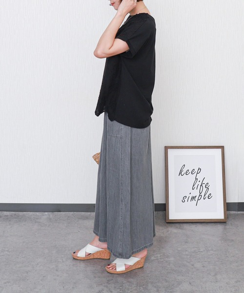 libelle more(リベル モア)の「刺繍レース切替プルオーバー 半袖 スカラップ裾(Tシャツ/カットソー・レディース・パープル/オフホワイト/ブラック/グリーン・L/M)」の15枚目の写真