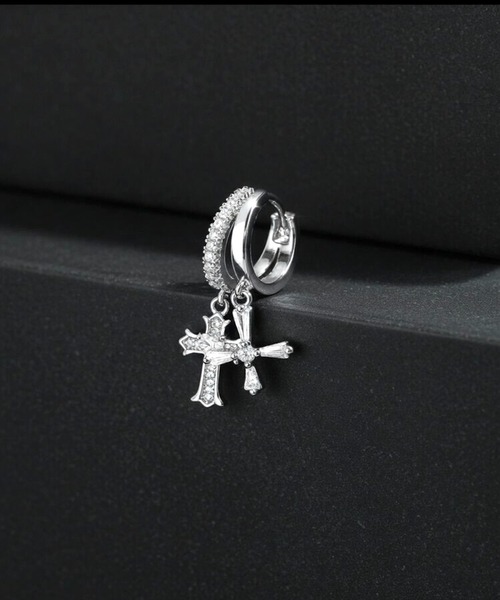 1004ST(イチマルマルヨンエスティ―)の「クロス 十字デザイン ピアス 【片耳用】(ピアス(片耳用)・メンズ・シルバー/シルバー系その他・F)」の1枚目の写真