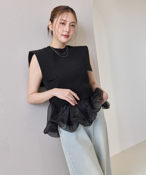 en CAnAF(エンカナフ)の「【レイヤードが楽しめる2点セット】ペプラムバルーンキャミソール ドッキング ニット(その他トップス・レディース・ブラック/アイボリー/ブラウン/イエロー・フリー)」の2枚目の写真