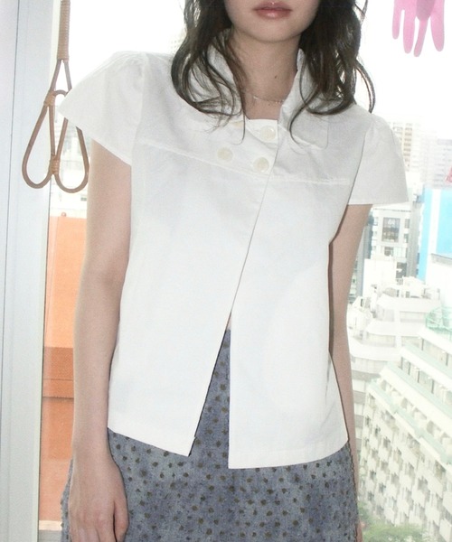 musubore(ムスボレ)の「【 select 】double button puff sleeve blouse / ダブルボタンブラウス(シャツ/ブラウス・レディース・ブラック/ホワイト・FREE)」の2枚目の写真