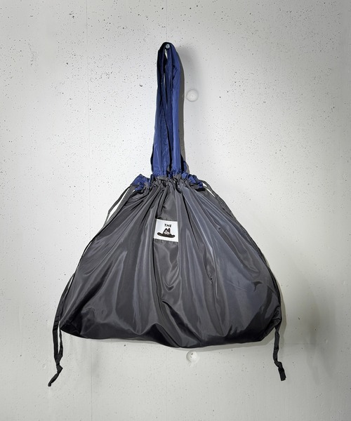 CALIFORNIA OUTFITTERS（カリフォルニア アウトフィッターズ）の「4E64-NK 【Mr. Welldone】ポケットベア ナイロン 巾着 トート バッグ（トートバッグ・レディース・グレー/ターコイズブルー・ONESIZE）」の13枚目の写真