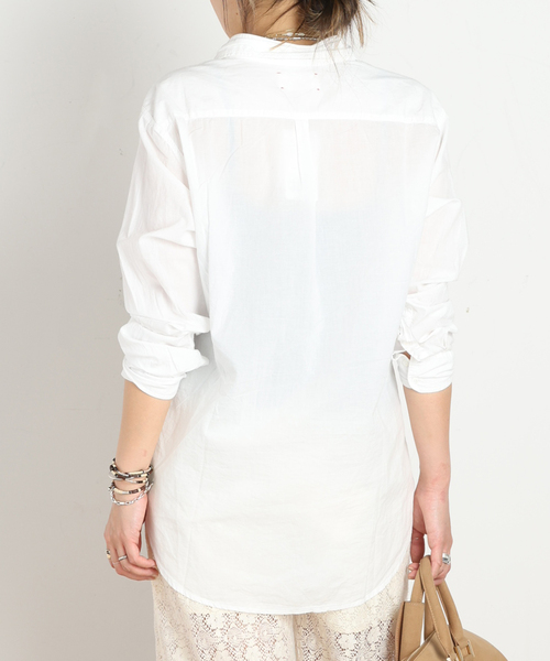 AP STUDIO(エーピーストゥディオ)の「*【XIRENA/キセレナ】COTTON POPLIN SHIRT(シャツ/ブラウス・レディース・ボルドー/ホワイト/ベージュ・FREE)」の20枚目の写真