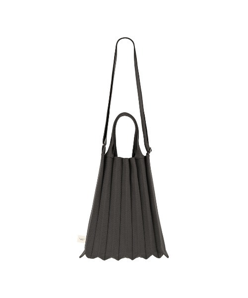 PLEATSMAMA(プリーツママ)の「【PLEATSMAMA(プリーツママ)】HARDSHELL BAG(トートバッグ・レディース・ダークグレー/ネイビー/ブラック/カーキ・FREE)」の3枚目の写真