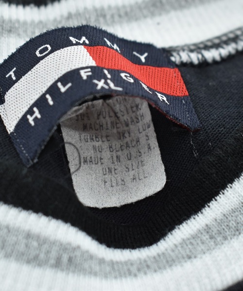 TOMMY HILFIGER（トミーヒルフィガー）の「【USED】90’s TOMMY HILFIGER トリム ロゴTシャツ USA製（Tシャツ/カットソー・メンズ・ブラック・ONE SIZE）」の4枚目の写真