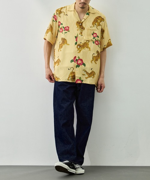 NIPOALOHA（ニポアロハ）の「【NIPOALOHA/二ポアロハ】SILK SHORT SLEEVE ALOHA SHIRT〈 TIGER CAMELLIA / YELLOW 〉（シャツ/ブラウス・メンズ・イエロー・M/S）」の4枚目の写真