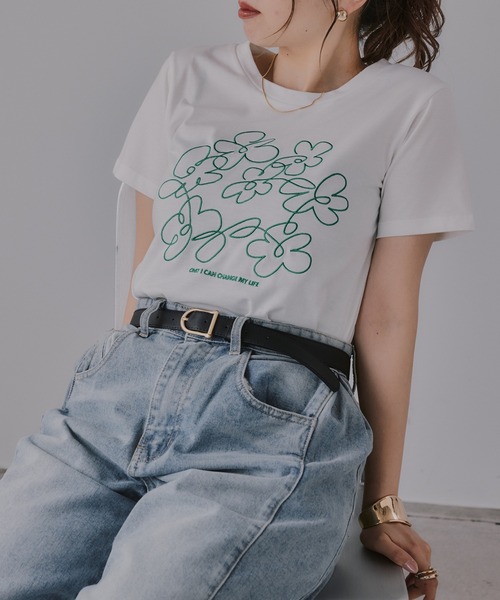 210nouve(トゥージュヌーブ)の「フラワー 刺繍 Tシャツ(Tシャツ/カットソー・レディース・ブラック/ホワイト/ミント/オートミール・FREE)」の9枚目の写真