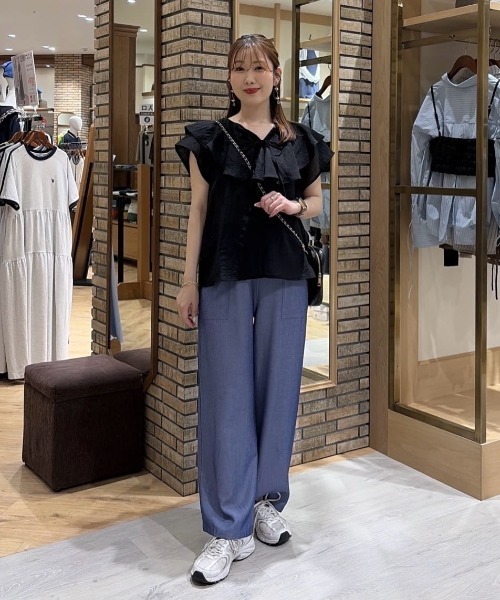 Chez toi(シェトワ)の「【楽して美脚】【夏まで涼しく履ける】テンセルデニムパンツ(デニムパンツ・レディース・ブルー/ブラック/ピンク・FREE)」の4枚目の写真
