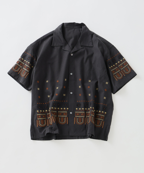 JOURNAL STANDARD relume(ジャーナルスタンダード レリューム)の「アメリカン バンダナ 刺繍 オープンカラー 半袖シャツ(シャツ/ブラウス・メンズ・ホワイト系その他/ブラック系その他/ベージュ系その他・MEDIUM/LARGE)」の16枚目の写真