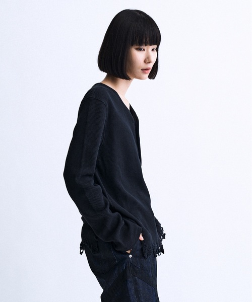 PHILTHEORY(フィルセオリー)の「Distressed waffle henry neck T-shirts / ディストレストワッフルヘンリーネックTシャツ(ニット/セーター・メンズ・ホワイト/ブラック・1/3/2)」の10枚目の写真