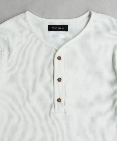PHILTHEORY(フィルセオリー)の「Distressed waffle henry neck T-shirts / ディストレストワッフルヘンリーネックTシャツ(ニット/セーター・メンズ・ホワイト/ブラック・1/3/2)」の13枚目の写真