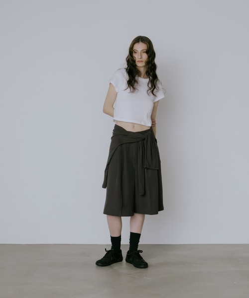lit(リット)の「Double Tuck Half Pants(その他パンツ・レディース・チャコールグレー・FREE)」の3枚目の写真