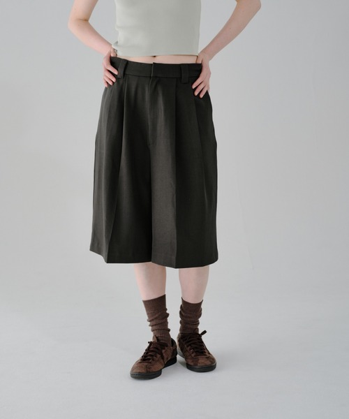 lit(リット)の「Double Tuck Half Pants(その他パンツ・レディース・チャコールグレー・FREE)」の7枚目の写真