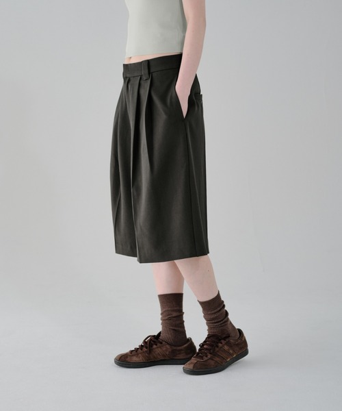 lit(リット)の「Double Tuck Half Pants(その他パンツ・レディース・チャコールグレー・FREE)」の8枚目の写真
