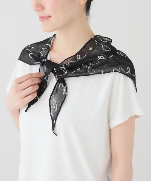 Spick & Span（スピックアンドスパン）の「CITRUS / シトラス 別注 TRIANGLE SCARF（バンダナ/スカーフ・レディース・ホワイト/ブラック・FREE）」の7枚目の写真