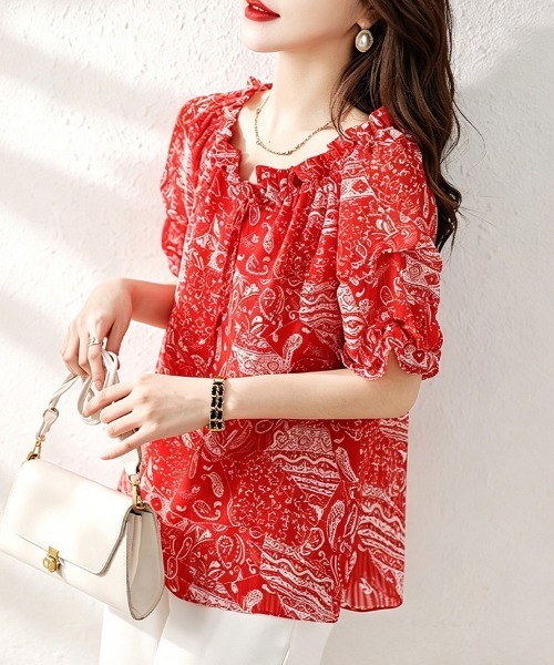 ONEP STAR(ワンピスター)の「ペイズリーギャザーブラウス(シャツ/ブラウス・レディース・ブラック/レッド・X-LARGE/LARGE/MEDIUM)」の4枚目の写真