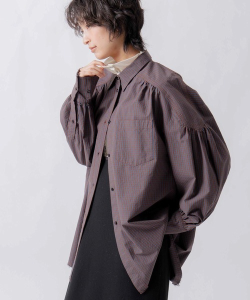 WHYTO.(ホワイト)の「「WHYTO. / ホワイト」check pattern volume blouse(シャツ/ブラウス・レディース・ブルー/チェック・36/38)」の2枚目の写真