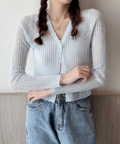 HAILY(ヘイリー)の「スカラップメローシアーカーディガン/冷房対策UVカット(カーディガン/ボレロ・レディース・アイボリー/ホワイト/ブラック/ライトピンク/ブルー・FREE)」の4枚目の写真