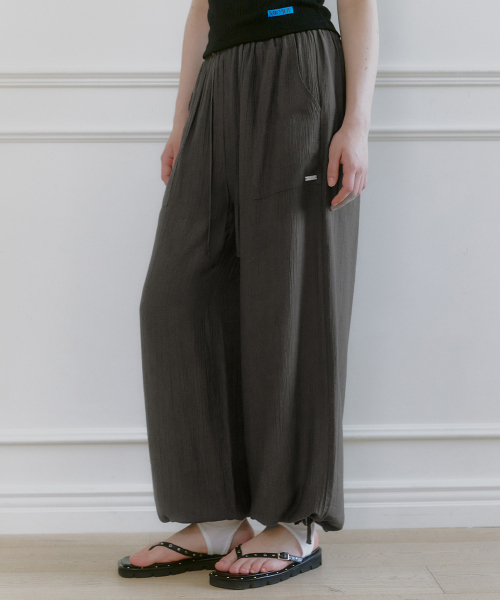 MICANE（ミケーネ）の「イレルンリングクルワイドバンディングパンツ（その他パンツ・レディース・カーキブラウン/クリーム/ブラック・SMALL/MEDIUM/LARGE/X-LARGE）」の8枚目の写真