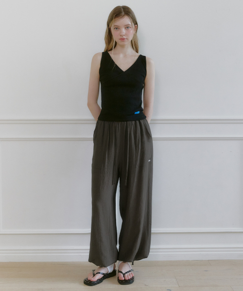 MICANE（ミケーネ）の「イレルンリングクルワイドバンディングパンツ（その他パンツ・レディース・カーキブラウン/クリーム/ブラック・SMALL/MEDIUM/LARGE/X-LARGE）」の9枚目の写真