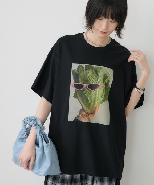 Paradise Picnic(パラダイスピクニック)の「サニーレタスモチーフTシャツ/イラストTシャツ(Tシャツ/カットソー・レディース・ホワイト/ブラック・FREE)」の1枚目の写真