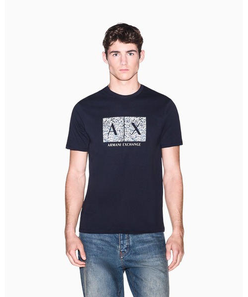 ARMANI EXCHANGE(アルマーニエクスチェンジ)の「【A|X アルマーニ エクスチェンジ】ボックスロゴ スリムフィット 半袖クルーネックTシャツ/SLIM(Tシャツ/カットソー・メンズ・ダークネイビー/オフホワイト・XX-LARGE/X-SMALL/X-LARGE/SMALL/MEDIUM/LARGE)」の2枚目の写真