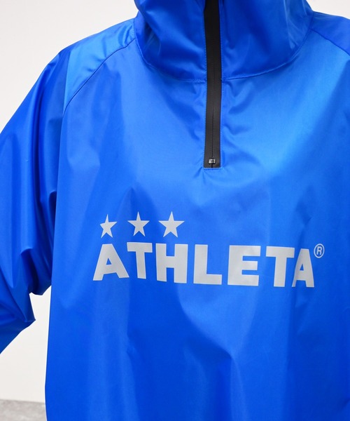 ATHLETA(アスレタ)の「≪athleta≫雨の日の移動も、観戦も頼れるバックパックの上から羽織れる、反射ロゴ付きレインポンチョ。(ポンチョ・レディース・ネイビー/ブラック・F)」の15枚目の写真