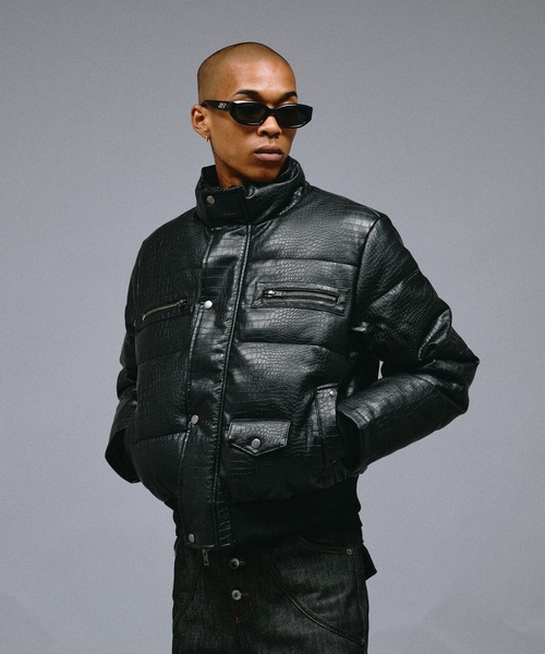 ANDER HUNK(アンダーハンク)の「Riders Design Padded Short Jacket/ライダースデザインパデッドショートジャケット(ダウンジャケット/コート・メンズ・ブラック系その他/ブラック・SMALL/MEDIUM/LARGE)」の4枚目の写真
