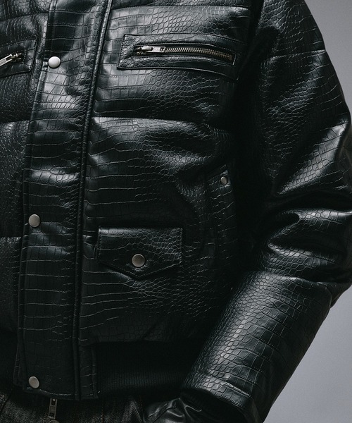 ANDER HUNK(アンダーハンク)の「Riders Design Padded Short Jacket/ライダースデザインパデッドショートジャケット(ダウンジャケット/コート・メンズ・ブラック系その他/ブラック・SMALL/MEDIUM/LARGE)」の10枚目の写真