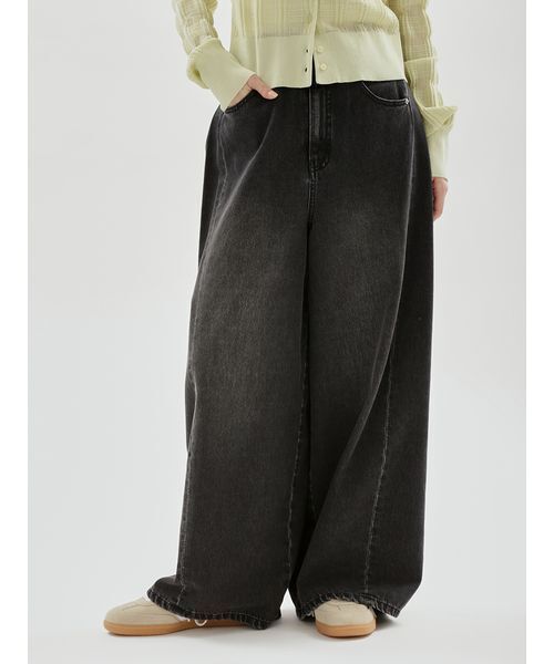 emmi(エミ)の「ウエストゴムサイドタックデニムパンツ(デニムパンツ・レディース・ブラック/ブルー・1/0)」の17枚目の写真