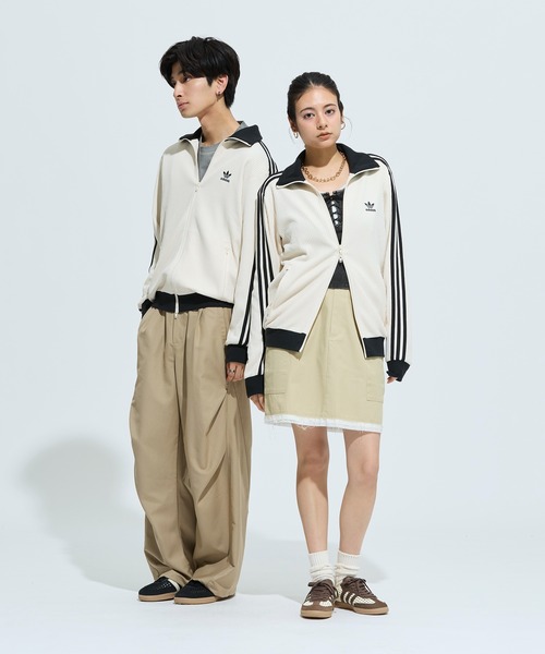 adidas（アディダス）の「アディカラー クラシック トラックトップ（ジェンダーニュートラル）ワッフル  / トラックジャケット / ジャージ / アディダスオリジナルス adidas Originals（ジャージ・メンズ・ホワイト・SMALL/MEDIUM/LARGE/X-LARGE/XX-LARGE/X-SMALL/XX-SMALL/4XL/5XL/3XS/3XL）」の4枚目の写真