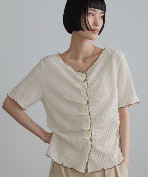 LOWRYS FARM(ローリーズファーム)の「カットギャザーカーディガンSS 1053681(カーディガン/ボレロ・レディース・ブラック/オフホワイト/ブルー・FREE)」の5枚目の写真