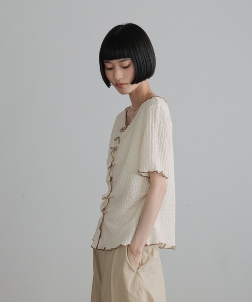 LOWRYS FARM(ローリーズファーム)の「カットギャザーカーディガンSS 1053681(カーディガン/ボレロ・レディース・ブラック/オフホワイト/ブルー・FREE)」の6枚目の写真