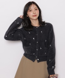 小花刺繍ふわふわニット