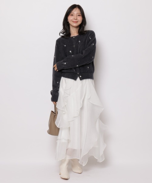 Apuweiser-riche（アプワイザーリッシェ）の「小花刺繍ふわふわニット（ニット/セーター・レディース・チャコールグレー/ピンク/ミント・2）」の9枚目の写真