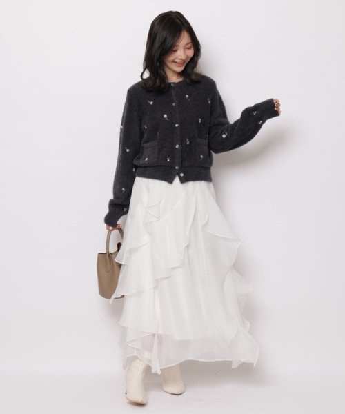 Apuweiser-riche（アプワイザーリッシェ）の「小花刺繍ふわふわニット（ニット/セーター・レディース・チャコールグレー/ピンク/ミント・2）」の10枚目の写真