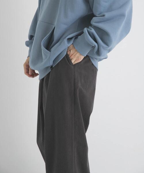 EKAL(エカル)の「SOLOTEX コーデュロイイージーパンツ(その他パンツ・メンズ・グレー系その他/ブラック・MEDIUM/LARGE)」の12枚目の写真
