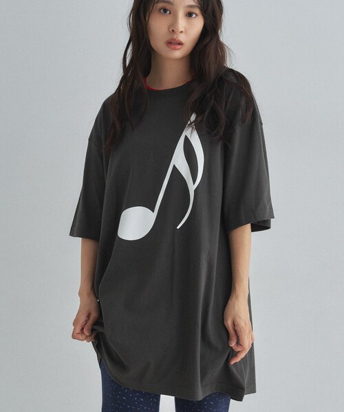 ALL NEW MART(オールニューマート)の「音符グラフィックTシャツ(Tシャツ/カットソー・レディース・ダークブラウン/ホワイト/ブラック・00)」の10枚目の写真