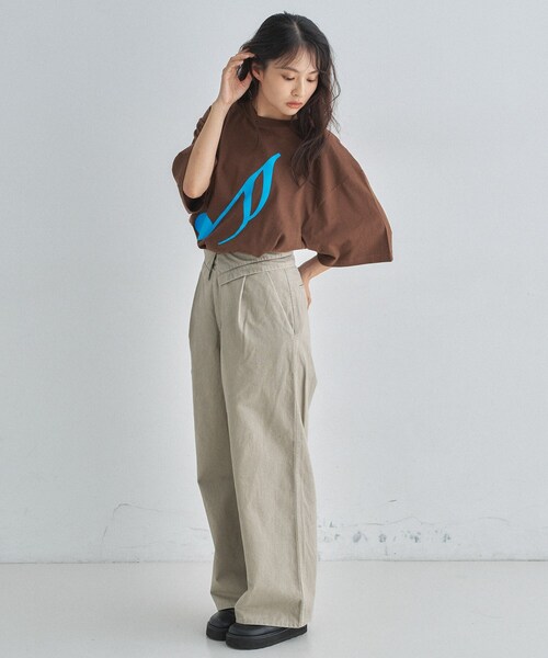 ALL NEW MART(オールニューマート)の「音符グラフィックTシャツ(Tシャツ/カットソー・レディース・ダークブラウン/ホワイト/ブラック・00)」の16枚目の写真