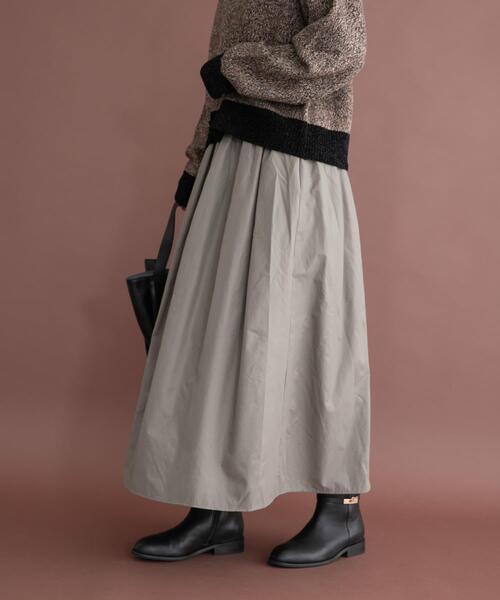 ITEMS URBANRESEARCH（アイテムズ アーバンリサーチ）の「ツヤタックボリュームスカート（スカート・レディース・ブラック/ベージュ/カーキ・FREE）」の5枚目の写真