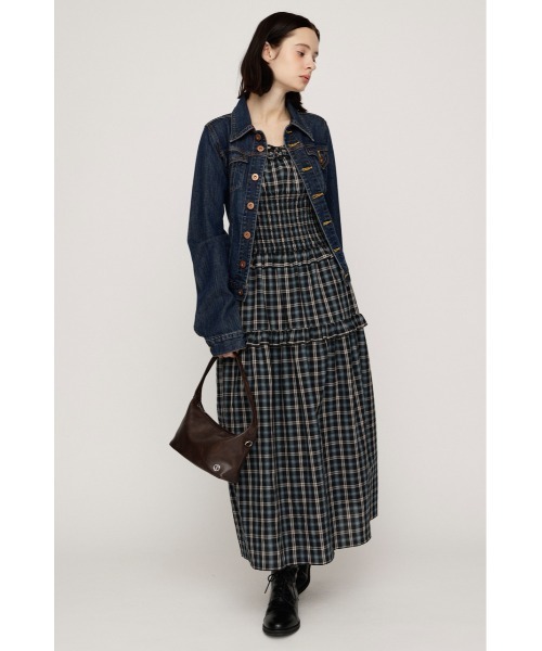 SLY(スライ)の「SHIRRING FRILL L/OP シャーリングフリルロングワンピース 秋服 キャミワンピース(ワンピース・レディース・ブラック系その他2/ネイビー系/ブラウン・1/2)」の16枚目の写真
