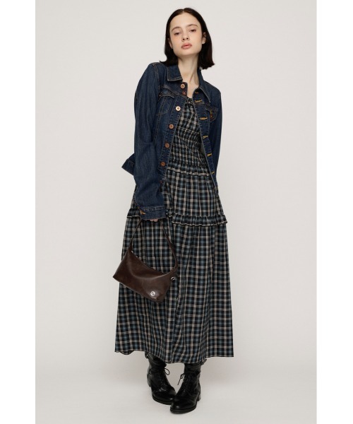 SLY(スライ)の「SHIRRING FRILL L/OP シャーリングフリルロングワンピース 秋服 キャミワンピース(ワンピース・レディース・ブラック系その他2/ネイビー系/ブラウン・1/2)」の17枚目の写真