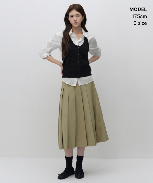 MUSINSA STANDARD WOMAN（ムシンサスタンダードウーマン）の「ウィメンズ CN プリーツ ミディ スカート [ベージュ]（スカート・レディース・その他・MEDIUM/LARGE/X-SMALL/SMALL）」の2枚目の写真