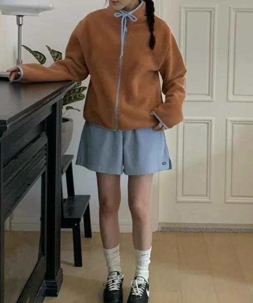 FLINEA(フリネア)の「スタンドカラー配色フリースジャケット(ブルゾン・レディース・ライトブラウン/イエロー/ネイビー・FREE)」の8枚目の写真