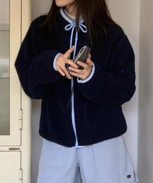 FLINEA(フリネア)の「スタンドカラー配色フリースジャケット(ブルゾン・レディース・ライトブラウン/イエロー/ネイビー・FREE)」の11枚目の写真