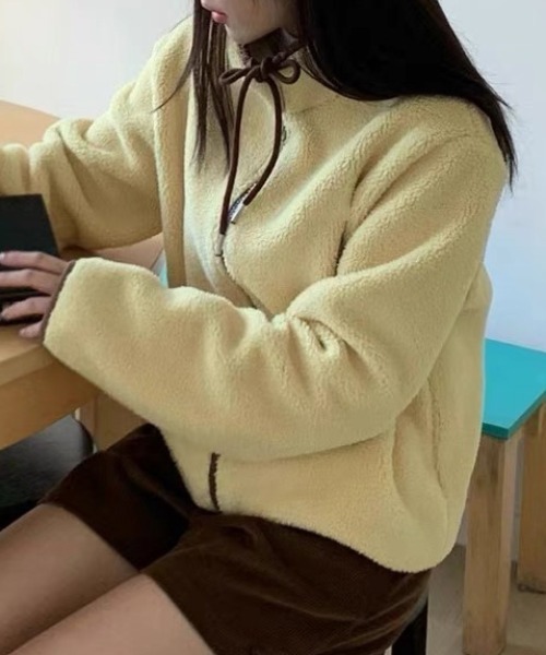 FLINEA(フリネア)の「スタンドカラー配色フリースジャケット(ブルゾン・レディース・ライトブラウン/イエロー/ネイビー・FREE)」の14枚目の写真