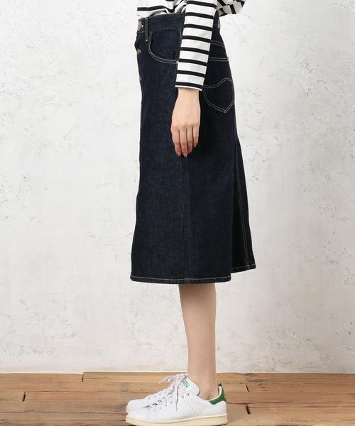 Lee（リー）の「[別注]CB LEE（リー）×GLR F/BUTTON デニム スカート◆（デニムスカート・レディース・ライトブルー/ネイビー・MEDIUM/SMALL）」の15枚目の写真