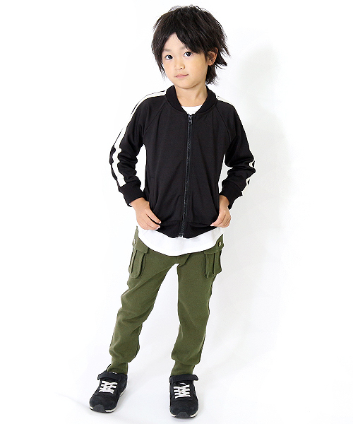 devirock(デビロック)の「上質ストレッチカーゴパンツ ロングパンツ(カーゴパンツ・キッズ・ネイビー/カーキ/ヘザーチャコール/ブラック/ブルー・140cm/160cm/130cm/100cm/120cm/150cm/110cm)」の22枚目の写真