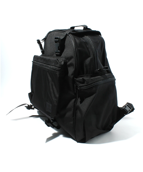 SAZABY（サザビー）の「ﾌｧﾌﾞﾘｯｸﾊﾞｯｸﾞMFJ14664（バックパック/リュック・メンズ・ブラック/ネイビー・FREE）」の3枚目の写真